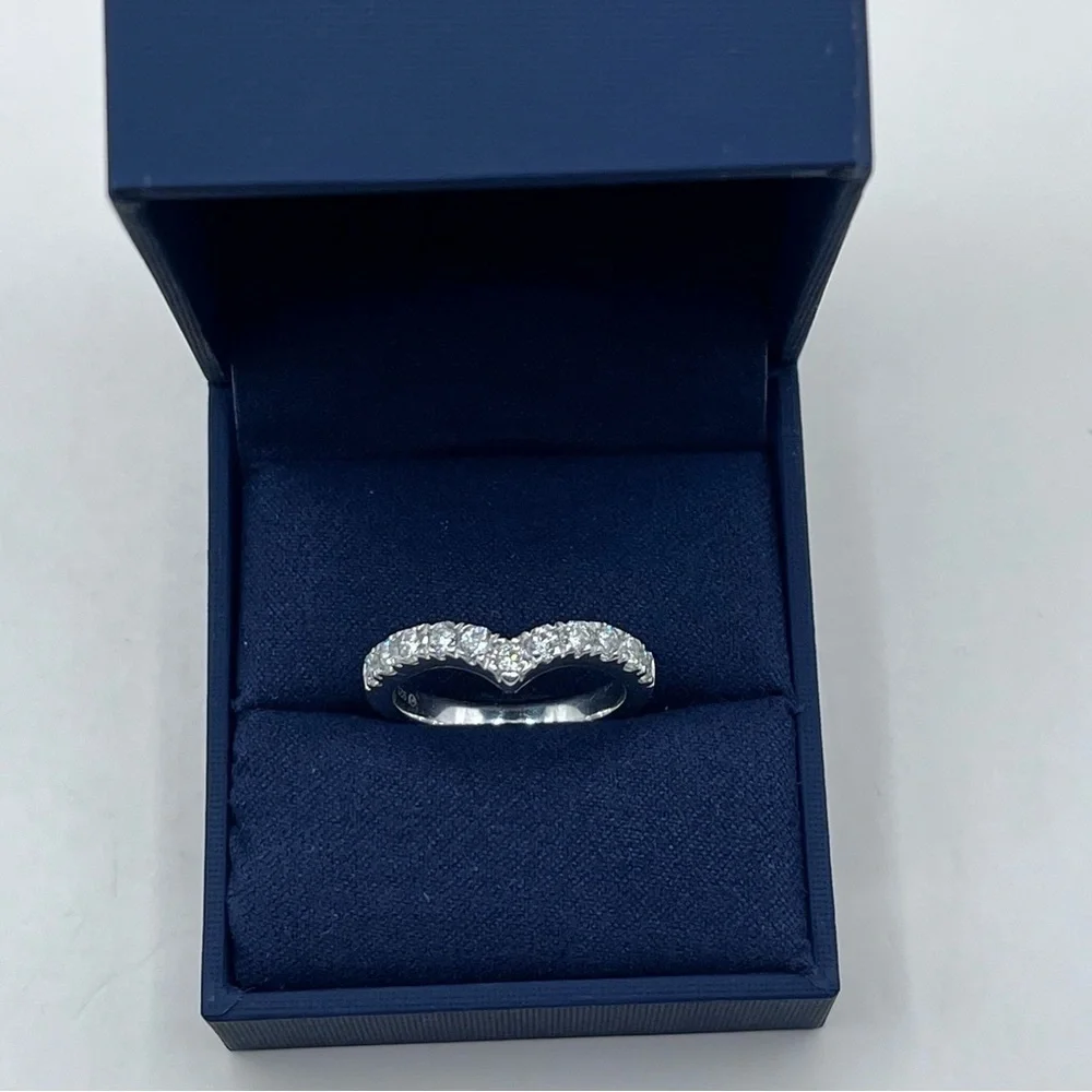 .88 cts VS2 Lab Diamond Chevron Sterling Silver Ring - Picture 3 of 4